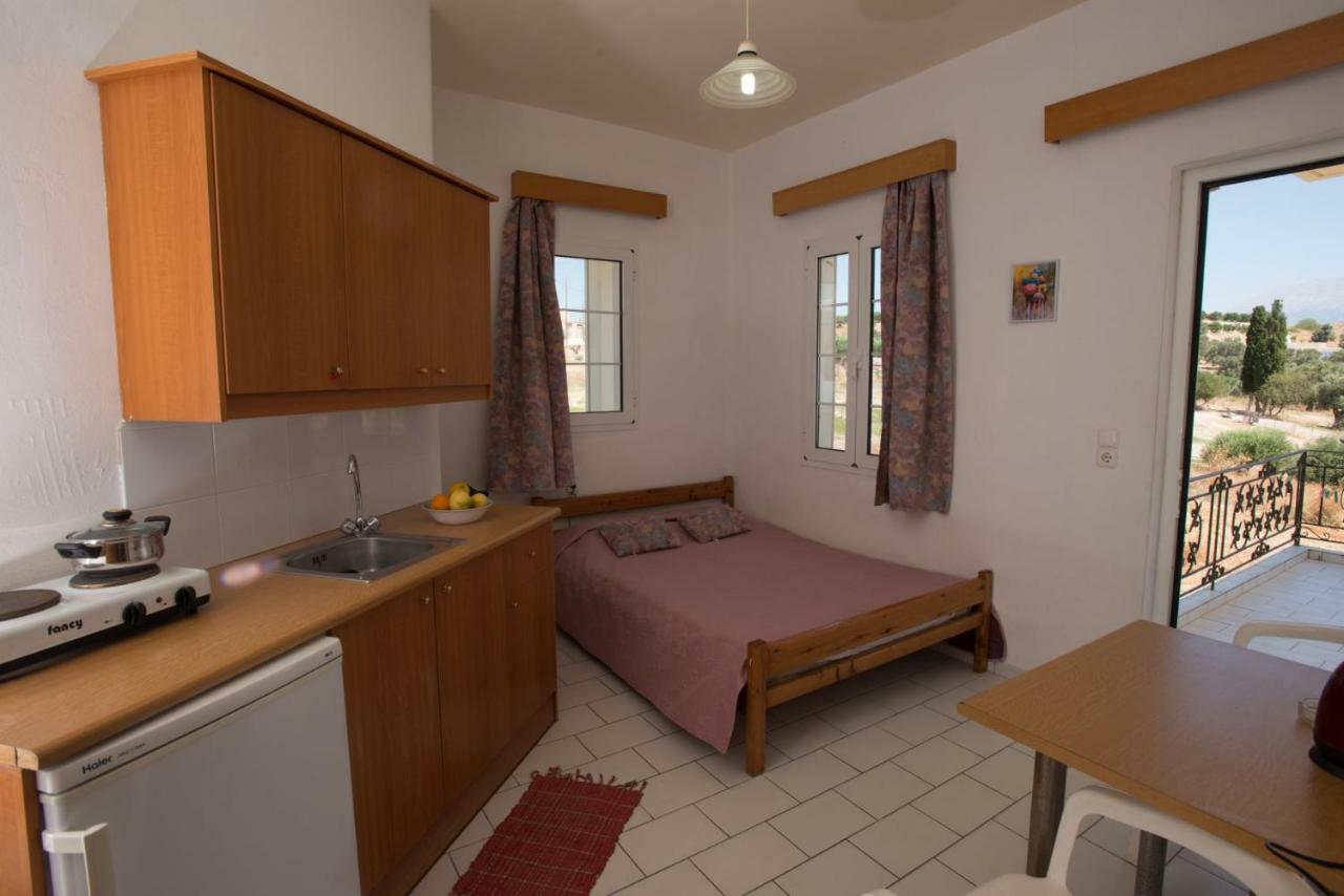 Kazakis Nikos Rooms Pitsidia Dış mekan fotoğraf