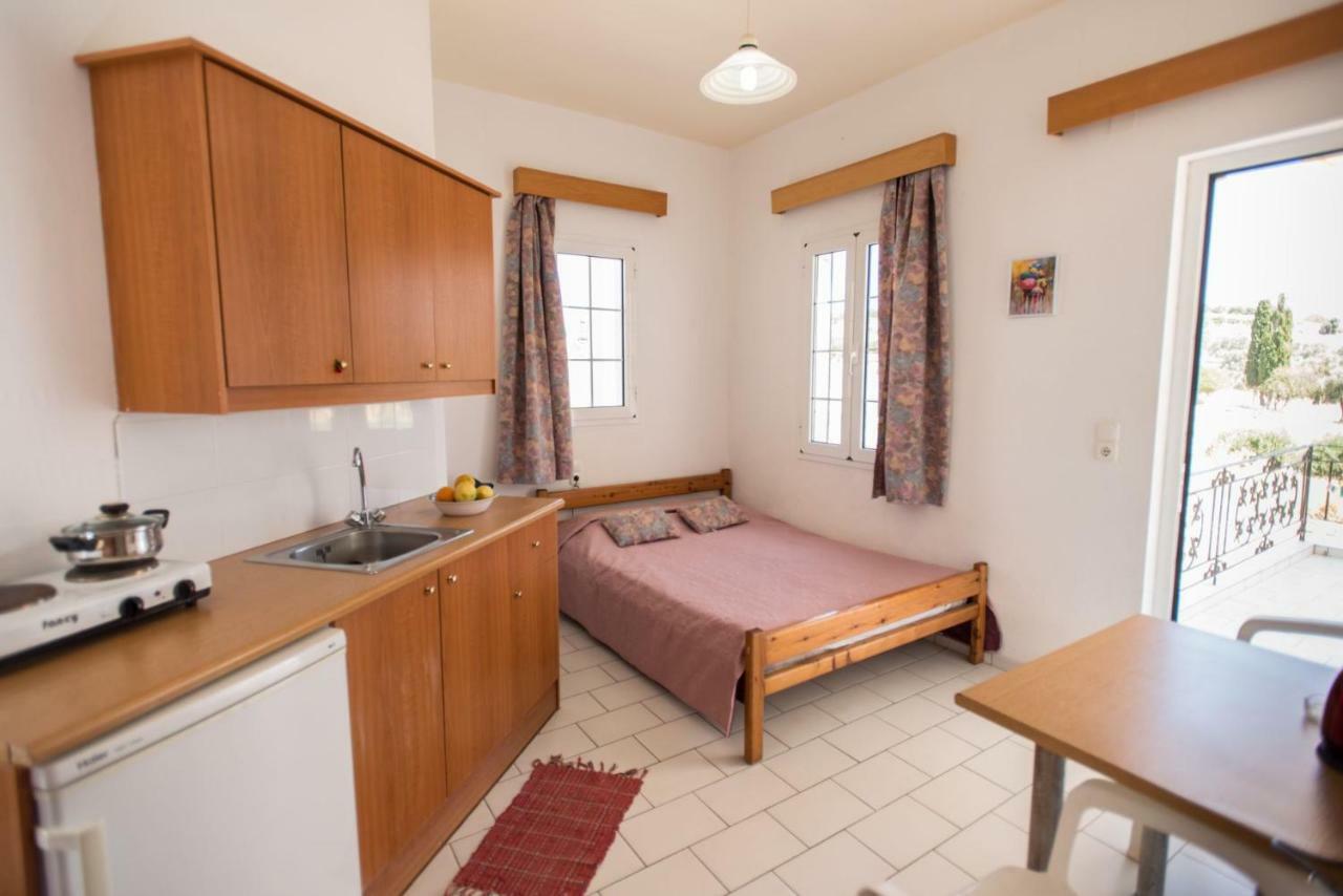Kazakis Nikos Rooms Pitsidia Dış mekan fotoğraf